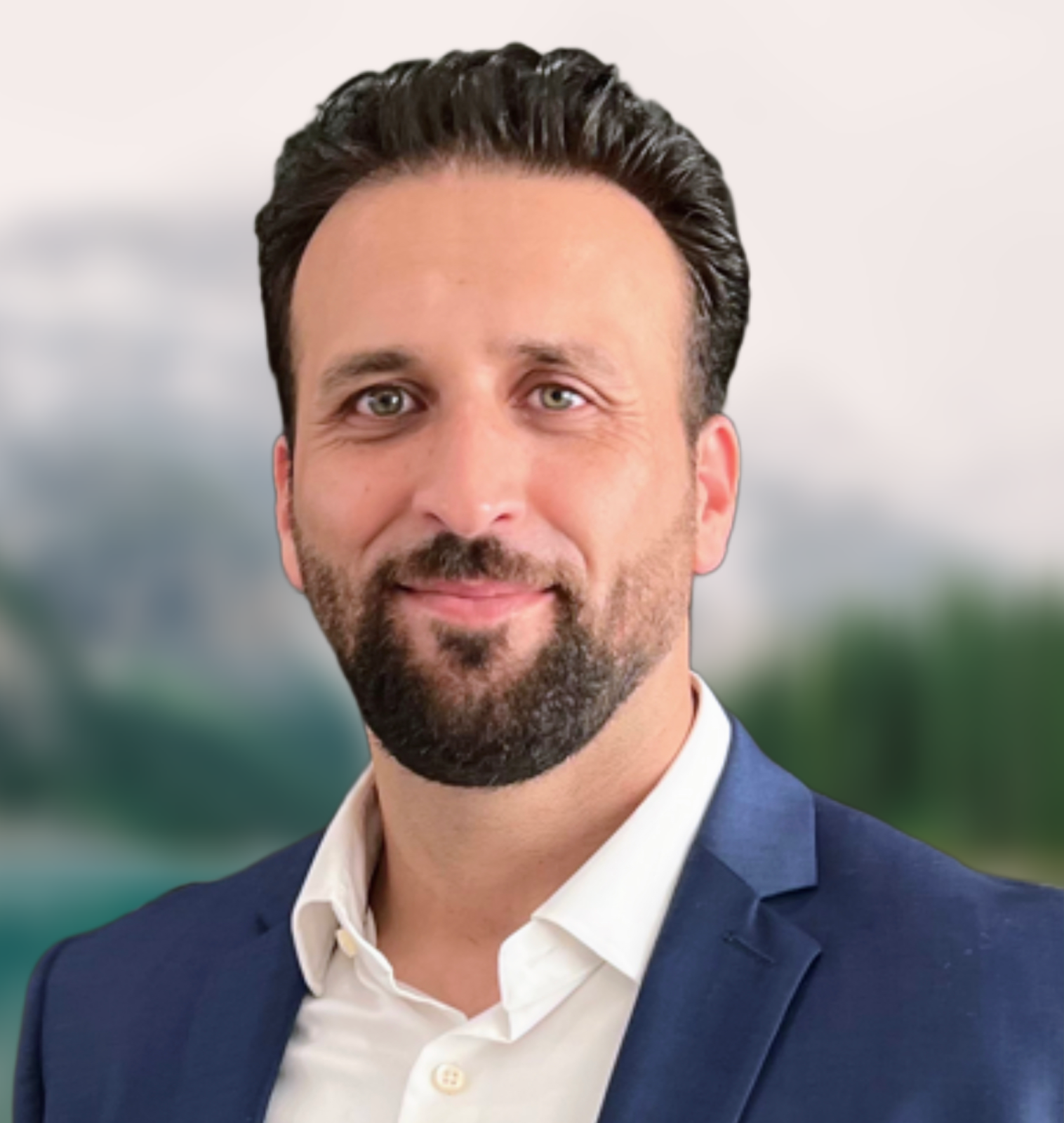 Mashal Babak headshot